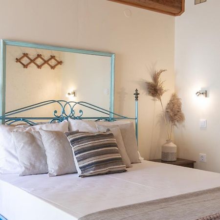 Villa Theodora View Apartments Thalia アギオス・ゲオルギオス・パゴン エクステリア 写真
